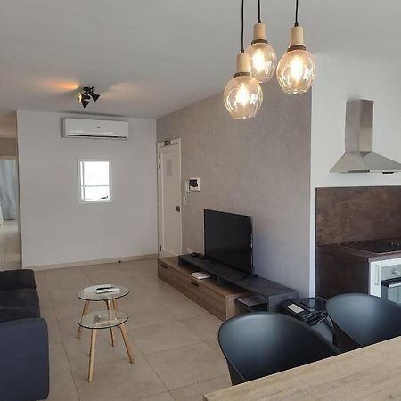 Gzira, 2 Bedroom Apartment Eksteriør billede
