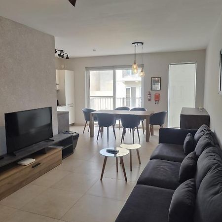 Gzira, 2 Bedroom Apartment Eksteriør billede