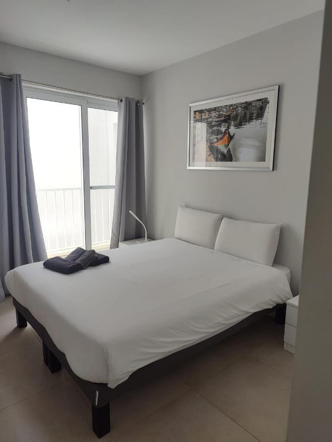 Gzira, 2 Bedroom Apartment Eksteriør billede